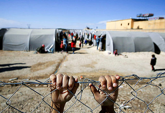 Se crea el Estatuto de la Oficina del Alto Comisionado de las Naciones Unidas para los Refugiados (ACNUR),