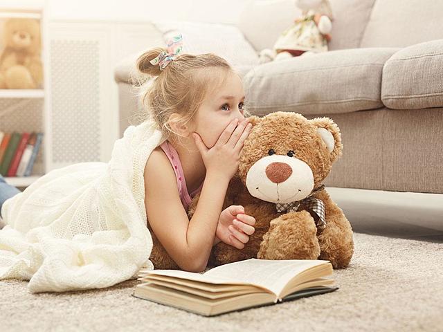 Tendrá un muñeco favorito al cual le pondrá un nombre y lo hará actuar igual que él