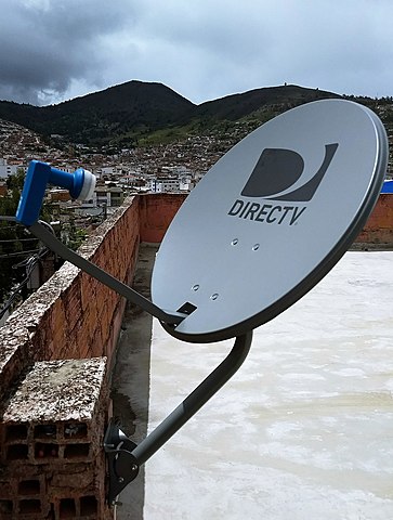 Televisión por satelite
