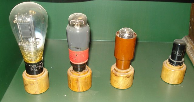 Edison y su valvula termoionica