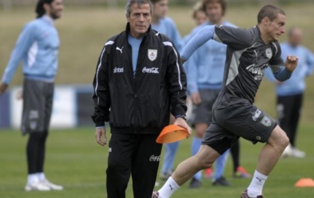 Aratirí apoya a la Selección