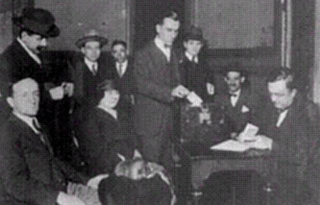 se sanciona la ley 140 Régimen Electoral Nacional