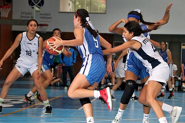 Baloncesto femenil.