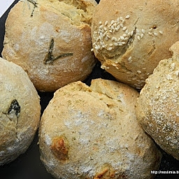 Tour to a flour mill and traditional school bakery