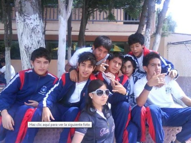 Me cambiaron de escuela a "Liceo Universidad Pedro de Gante"