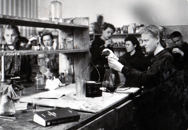 Образован Горно- химический техникум