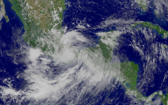 Huracan Stan cuasa daños graves en el Sureste Mexicano