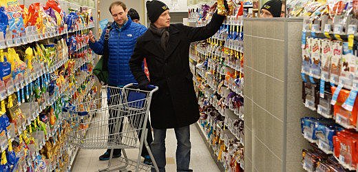 The Cart in the Middle of the Aisle