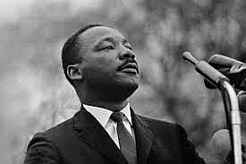 Legge sui diritti civili: fine della segregazione razziale.