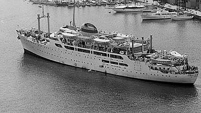 Se crea Trasmediterránea