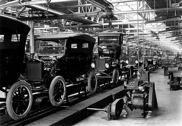 Il fordismo e la catena di montaggio