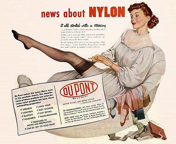 Bienvenida a las medias de Nylon
