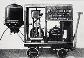 La primera aspiradora