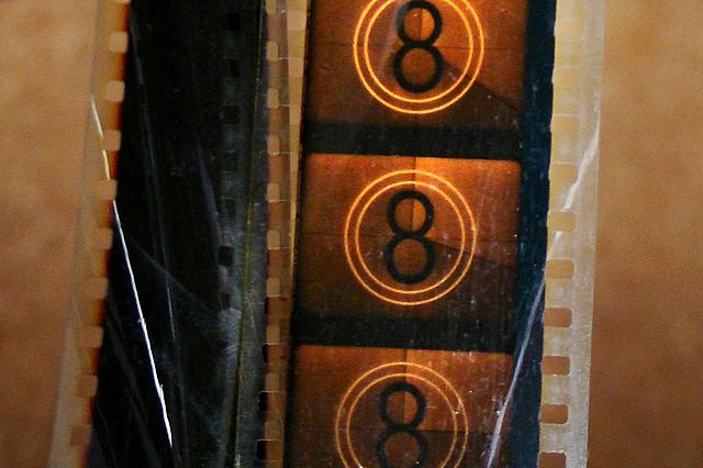 Cinta de celuloide emulsionada