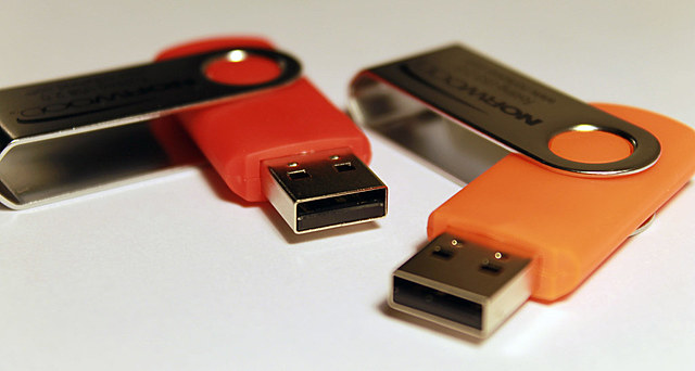 Primera patente de memoria USB