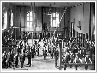 Organización y posterior división de la formación de Director Gimnástico a lo largo de este año.