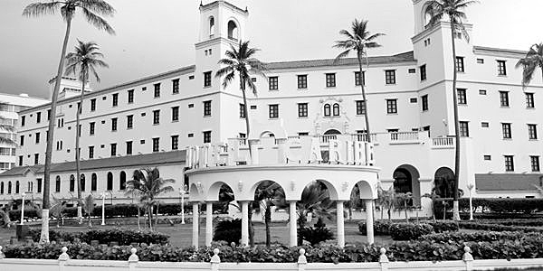 PRIMER HOTEL EN CARTAGENA