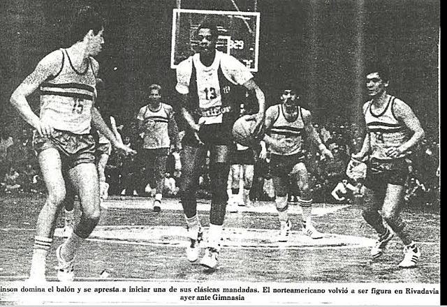 primer juego oficial de baloncesto en mexico