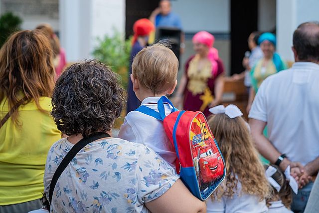 mae enter to morgan park school