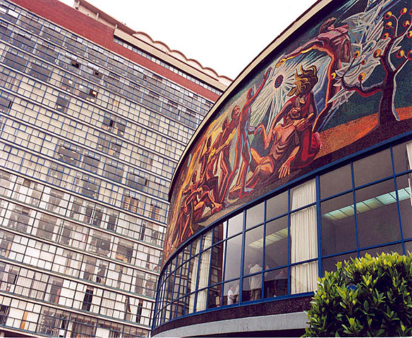 Escuela Normal de Especialización y  el Instituto de Orientación Profesional.