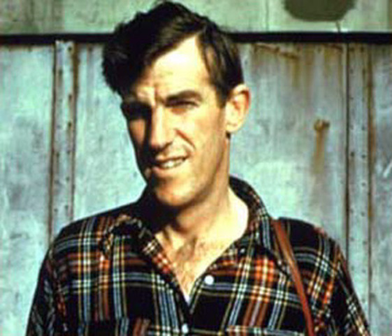 Edmund climbs Mt Cook as a practice for his planned attempt of Mt Everst