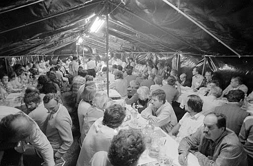 Megalakulás - A Lakiteleki találkozó