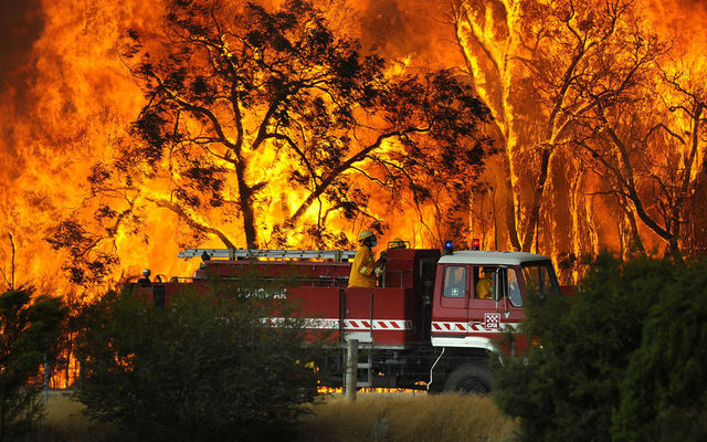 Victorian bushfires around Melbourne