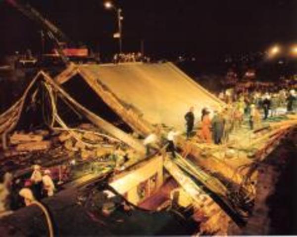 West Gate Bridge Collapses