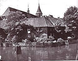 DONDE SE EDUCO KANT??