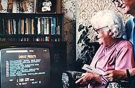 1984 Jane Snowball realiza la primera compra en línea de la historia