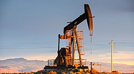 Timeline: Historia del Petróleo Argentino.