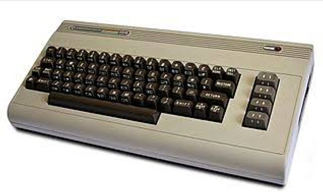 Primer microordenador SPM8008