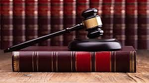 Decreto que modificaba la Constitución para incluir al DAI en este nivel.