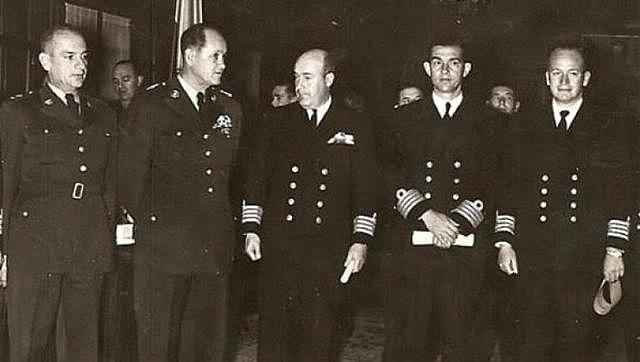 1957 paro junta militar de gobierno (5 generales)