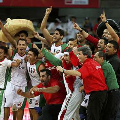 Timeline: El baloncesto en México