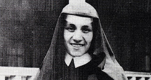 ingresa al Instituto de las Hermanas de Loreto