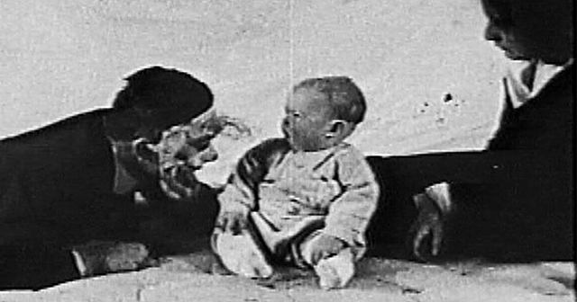 ESPERIMENTO PICCOLO ALBERT