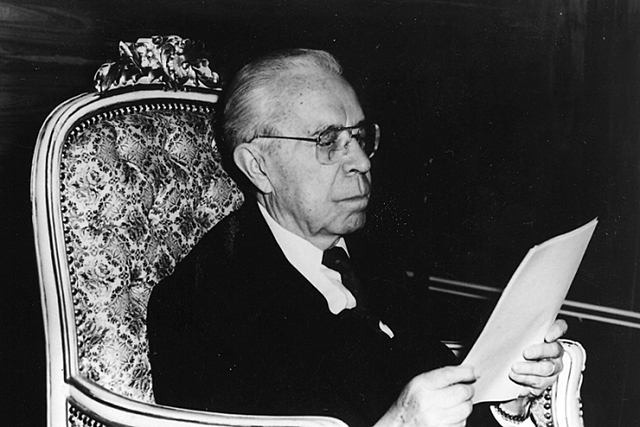 Creación de la Comisión Educativa