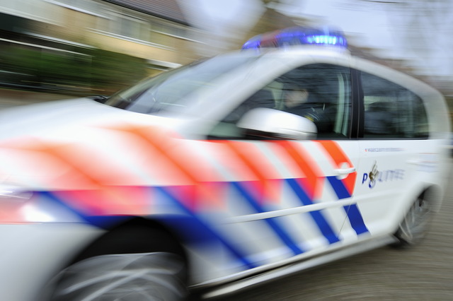 A1 bij Muiden: Vuurgevecht tussen politie en vier mannen die overval hebben gepleegd in Marknesse