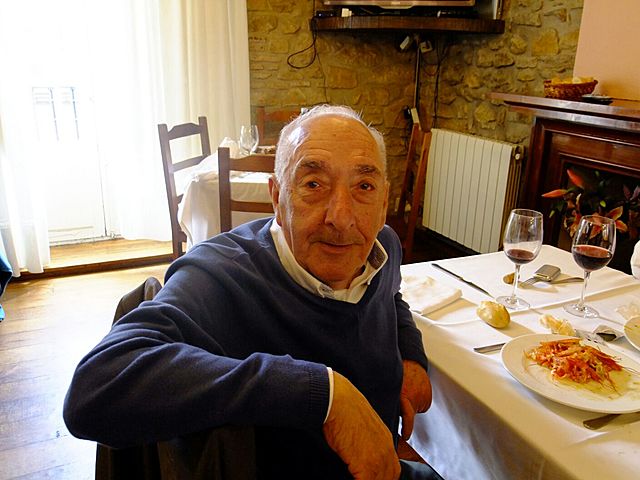 Nire aitonaren jaiotza, Andoni-Nire aitona