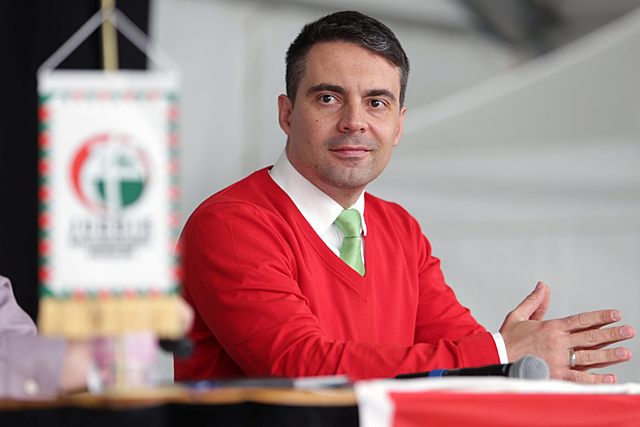 "Kész vagyok bocsánatot kérni"