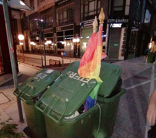 Szivárványos zászló eltávolítása