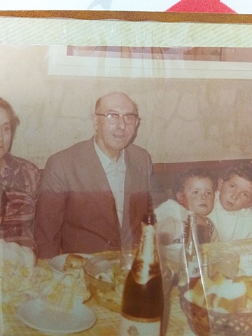 Nire aitonaren aitaren jaiotza, Luis +