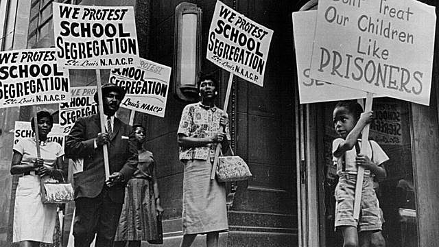 El parlamento: como fin de la segregación racial desde el nivel institucional.