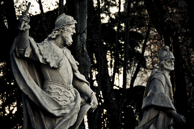 visigoths capture ,loot,and burn rome