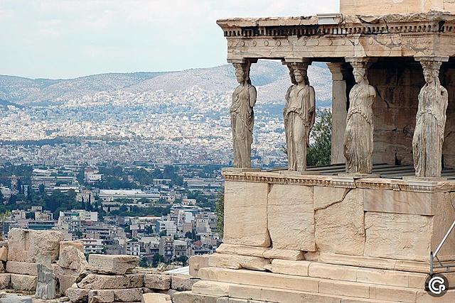 erste Komödienauffiihrungen in Athen