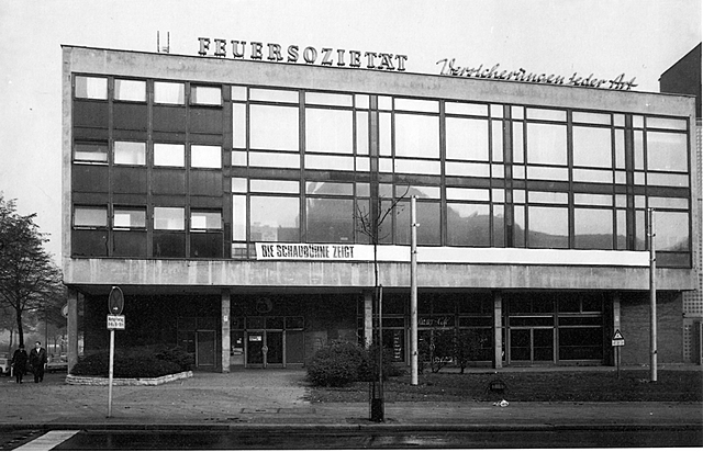 Gründung der Berliner "Schaubühne am Hallischen Ufer", einem Privattheater mit basisdemokratischem Produktions- und Organisationsmodell