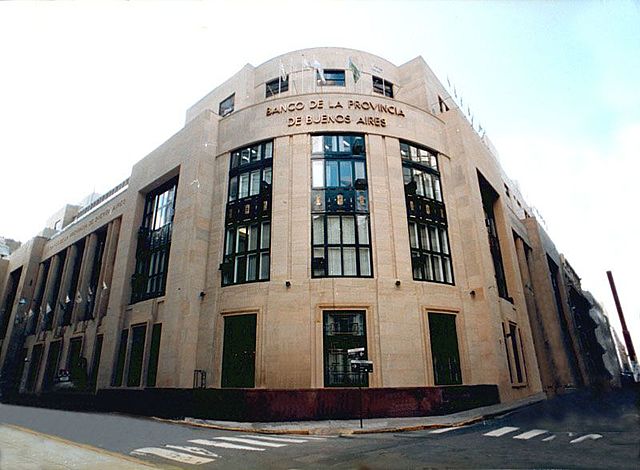 Fundación del Banco Nacional.