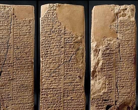 La edad Antigua año 4.000 a.C.y finaliza en el año 476 d.C