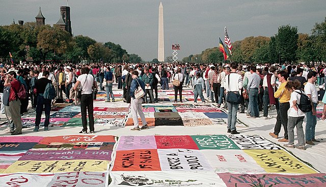 AIDS MEMORIAL QUILT